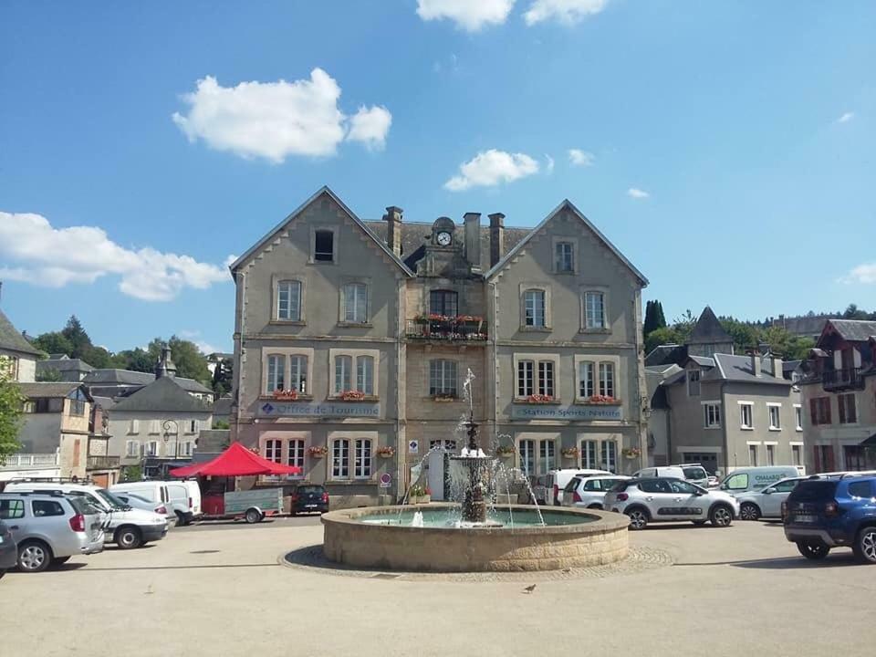 Maison Raffinee Leilighet Treignac Eksteriør bilde